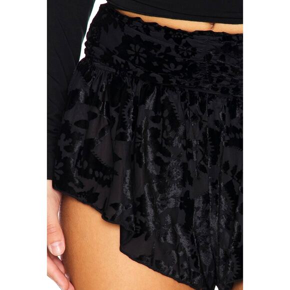 Free People Snow Angel Micro Short In Black Combo XL - Picture 2 of 6